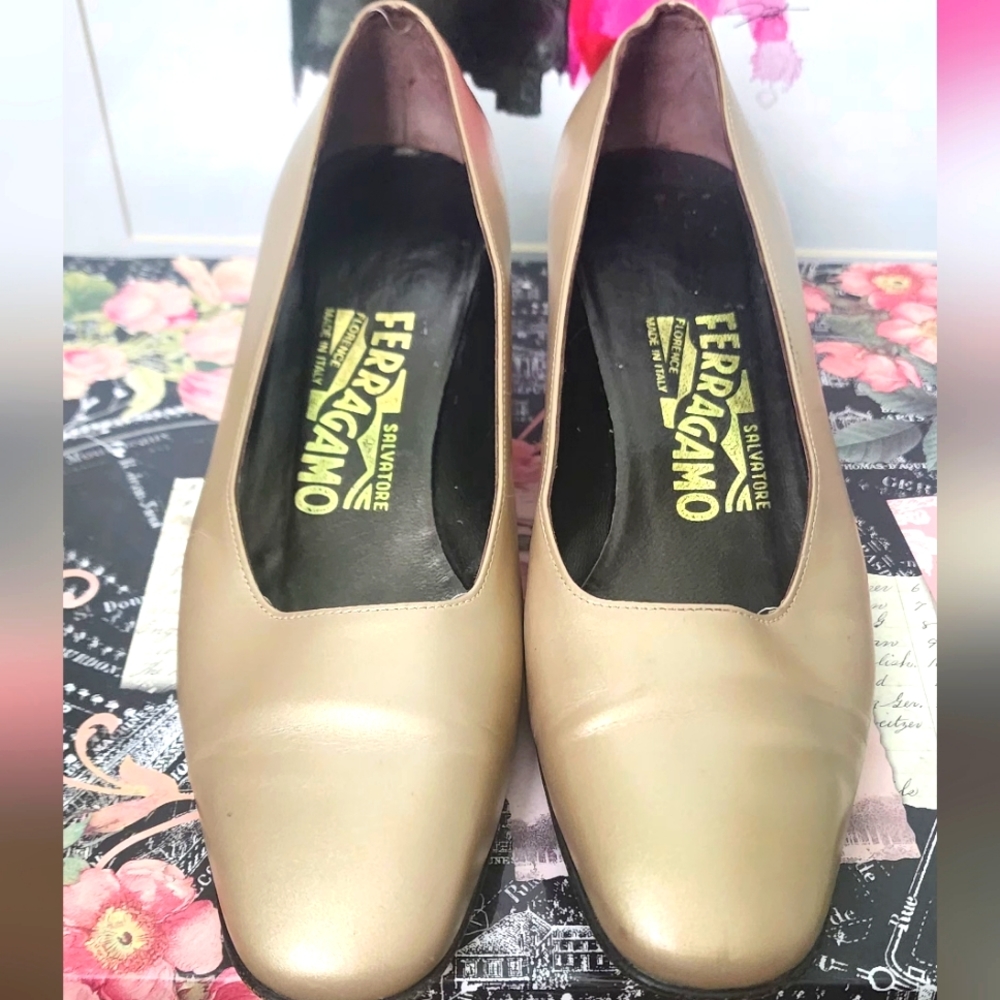 Authentic Salvatore Ferragamo gold shoes